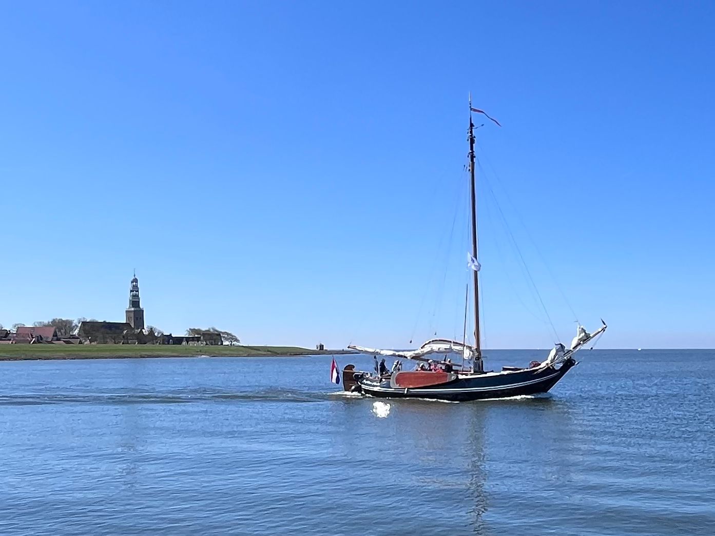 588e5906-31bb-496e-8162-320314684c6b