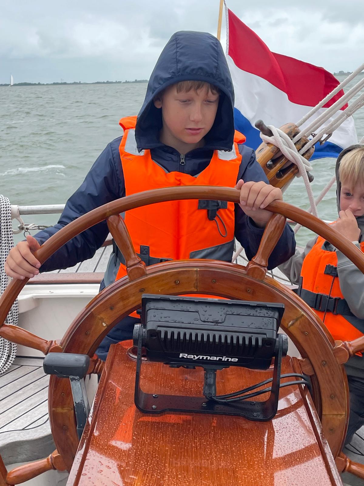 WhatsApp Image 2025-07-25 at 19.57.24-10