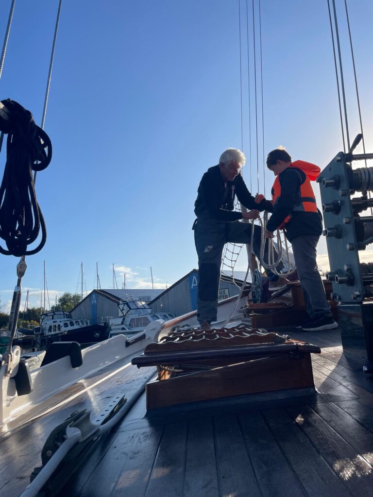 008aec3a-8e98-446f-80aa-6b360fcfcba8