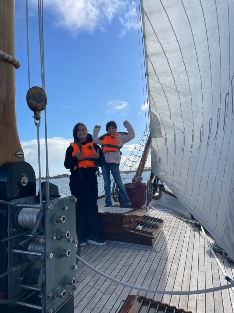 727c36ed-c00b-4065-97ee-fa5f955fcc26